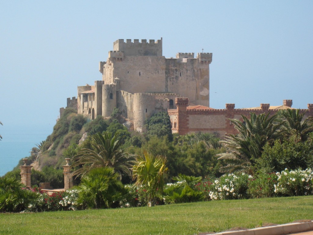 Castello di Falconara i Butera, Caltanisetta. Slottet er bygget i det 14. årh, under aragonesisk herredømme.