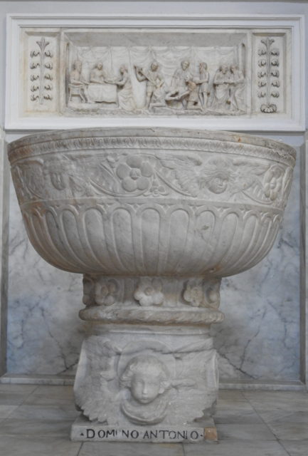 Døbefond af Domenico og Antonino Gagini i Chiesa Madre, Duomo i Sciacca. Foto: KirstenSoele
