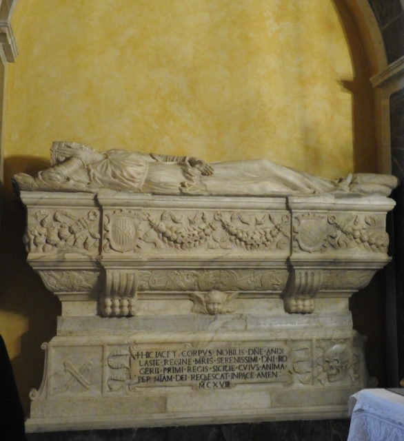 Dronning Adelesia del Vastos sarkofag. Foto: KirstenSoele