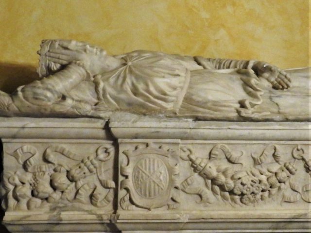 Dronning Adelesias del Vastos sarkofag. Foto: KirstenSoele